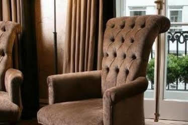 The Fox Club London Hotel Exterior photo